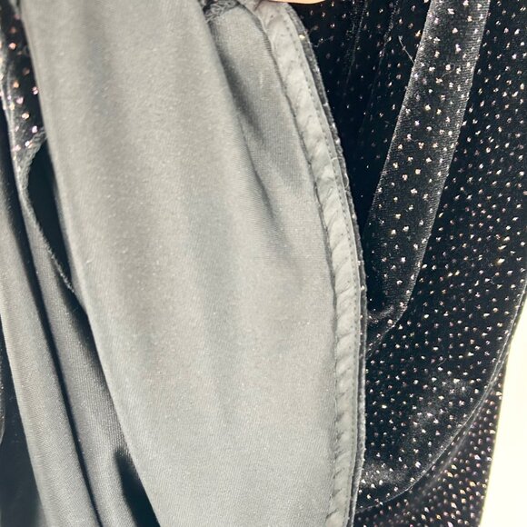 Talbot Runhof Black Metallic Eternity-Sleeve Velvet Gown - Picture 10 of 11